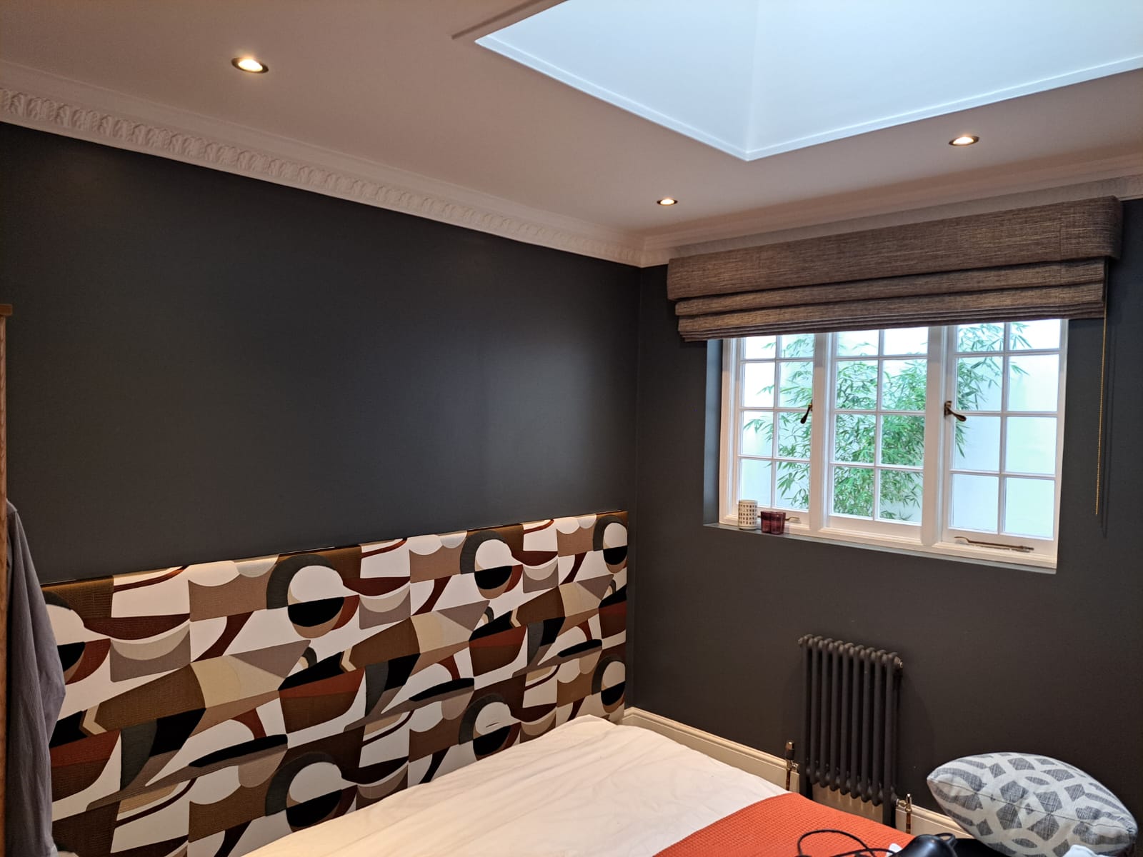 Domed Pelmet over Roman Blind & Headboard
